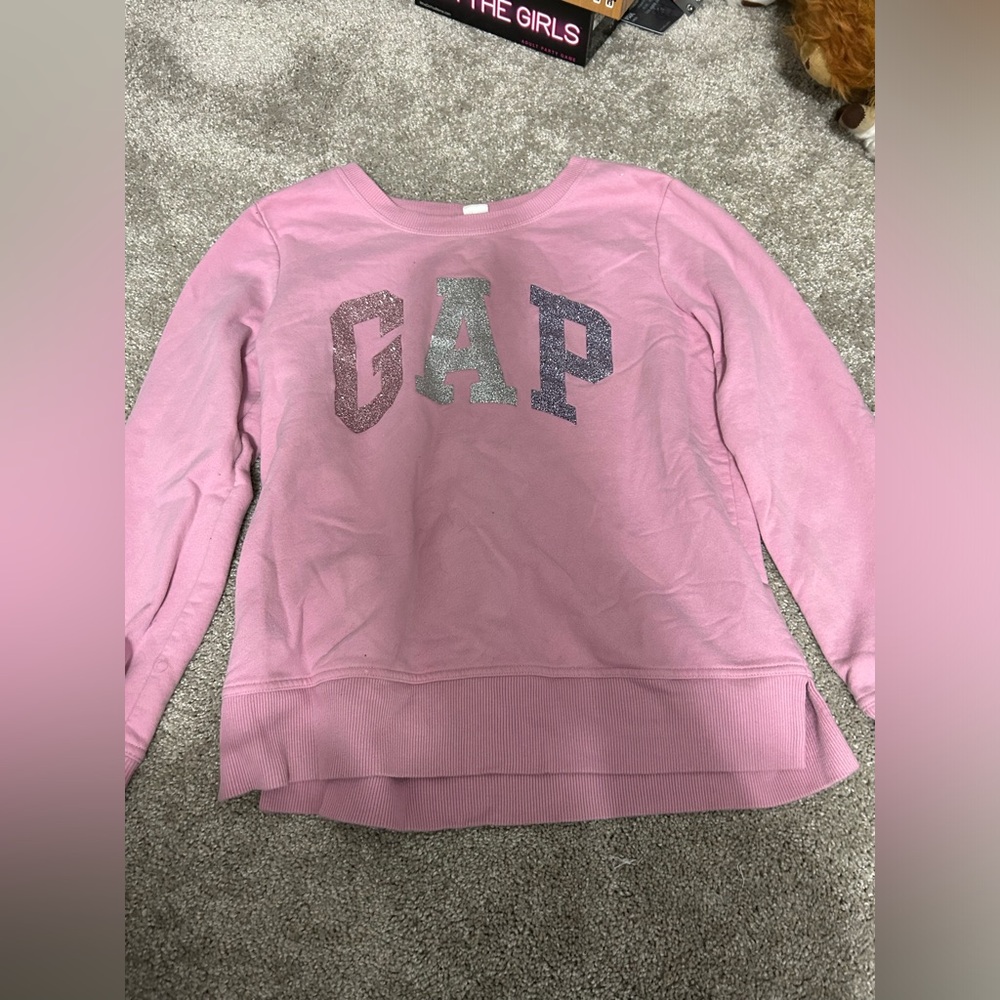 GAP crewneck